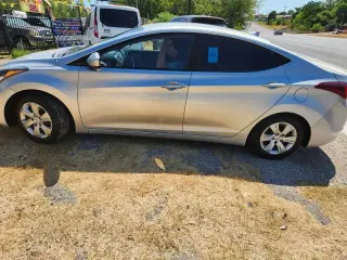 2016 HYUNDAI ELANTRA