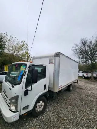 2016 ISUZU MED DUTY NPR