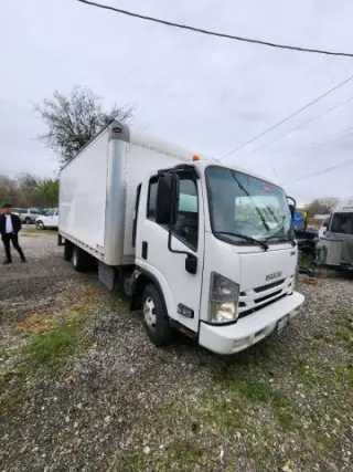 2016 ISUZU MED DUTY NPR