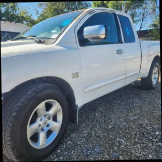 2004 NISSAN TITAN KING CAB