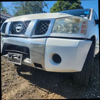 2004 NISSAN TITAN KING CAB