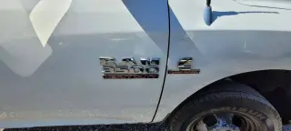 2013 RAM 3500 CREW CAB & CHASSIS