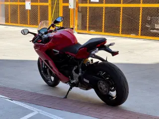 2018 DUCATI SUPERSPORT