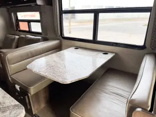 2019 FORD E450 SUPER DUTY CUTAWAY
