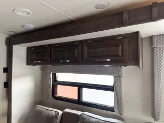 2019 FORD E450 SUPER DUTY CUTAWAY