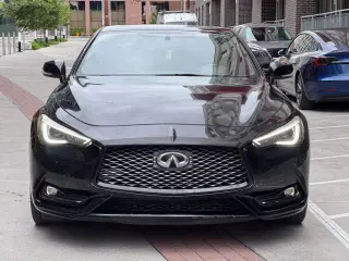 2017 INFINITI Q60
