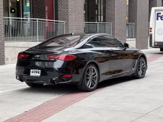 2017 INFINITI Q60