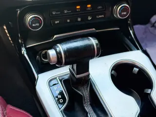 2021 KIA STINGER