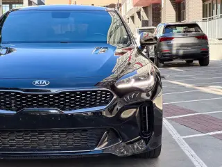 2021 KIA STINGER