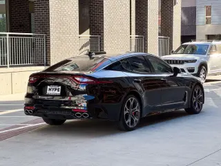 2021 KIA STINGER
