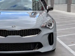 2021 KIA STINGER