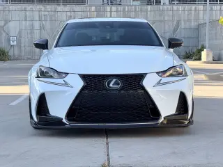 2018 LEXUS IS 300 SEDAN 4D