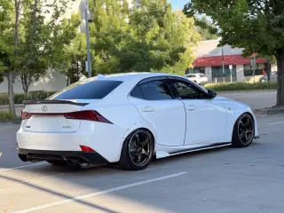 2018 LEXUS IS 300 SEDAN 4D