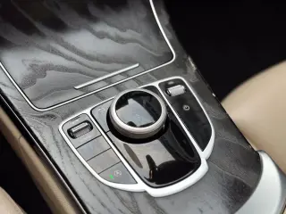 2017 MERCEDES-BENZ C-CLASS