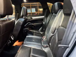2013 PORSCHE CAYENNE