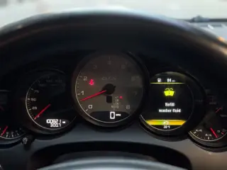 2013 PORSCHE CAYENNE