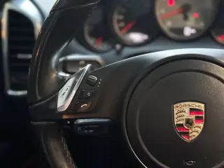 2013 PORSCHE CAYENNE