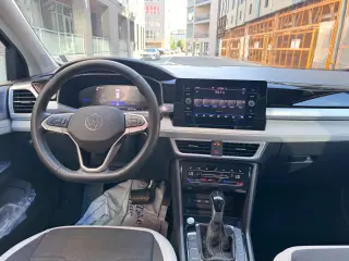 2026 VOLKSWAGEN TAOS