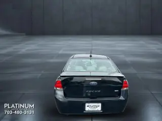 2011 FORD FOCUS