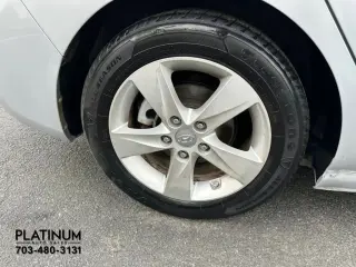 2012 HYUNDAI ELANTRA