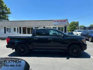 2018 NISSAN TITAN CREW CAB
