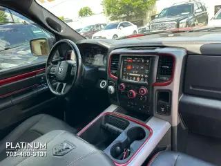 2017 RAM 1500 CREW CAB