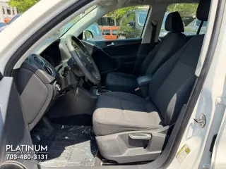 2011 VOLKSWAGEN TIGUAN