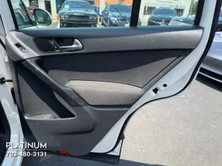 2011 VOLKSWAGEN TIGUAN