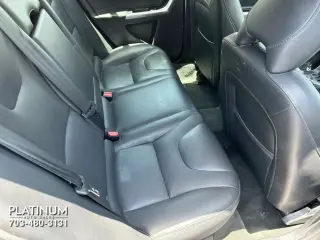 2015 VOLVO V60