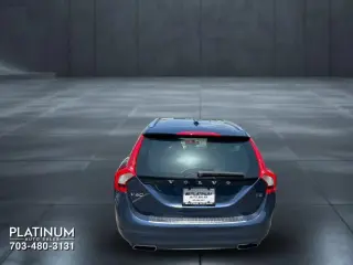 2015 VOLVO V60