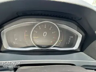 2015 VOLVO V60