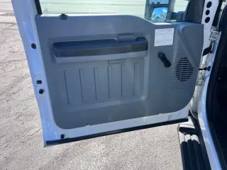 2013 FORD F250 SUPER DUTY REGULAR CAB