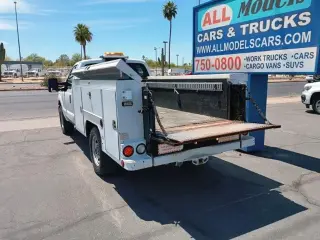 2015 FORD F350 SUPER DUTY REGULAR CAB & CHASSIS