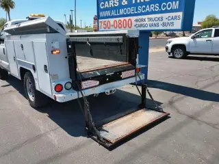 2015 FORD F350 SUPER DUTY REGULAR CAB & CHASSIS