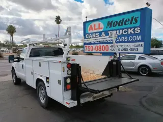 2016 FORD F350 SUPER DUTY REGULAR CAB & CHASSIS