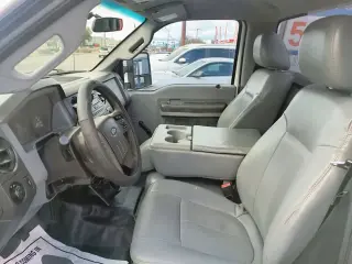 2016 FORD F350 SUPER DUTY REGULAR CAB & CHASSIS