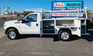 2016 FORD F350 SUPER DUTY REGULAR CAB & CHASSIS