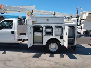2013 FORD F550 SUPER DUTY REGULAR CAB & CHASSIS