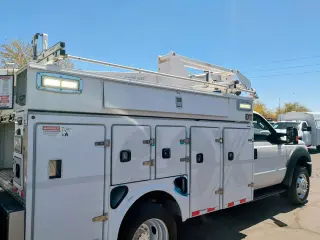 2013 FORD F550 SUPER DUTY REGULAR CAB & CHASSIS