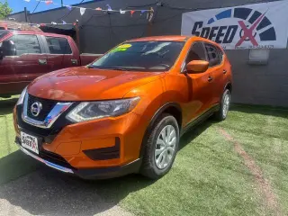 2017 NISSAN ROGUE
