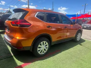 2017 NISSAN ROGUE