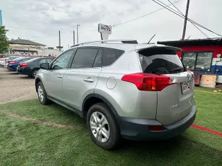 2015 TOYOTA RAV4