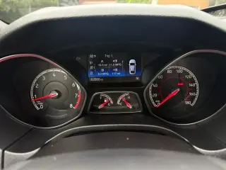 2017 FORD FOCUS
