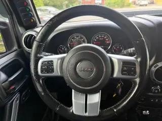 2017 JEEP WRANGLER UNLIMITED