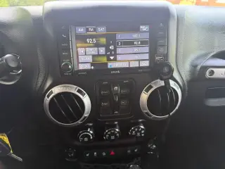 2017 JEEP WRANGLER UNLIMITED