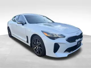 2022 KIA STINGER