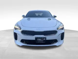 2022 KIA STINGER