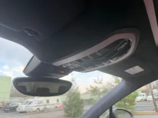 2015 PORSCHE MACAN