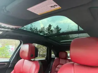 2015 PORSCHE MACAN