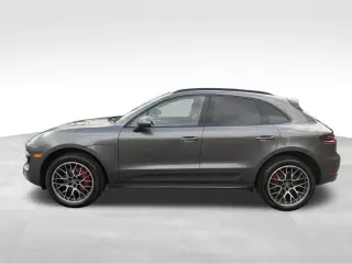 2015 PORSCHE MACAN